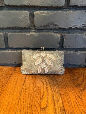 Vintage 1950s Silver and Pearl Hand Beaded Seed Bead Evening Bag Clutch